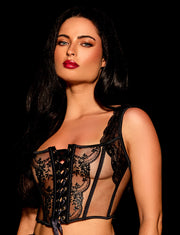 ELEANOR IN SCHWARZ KORSETT